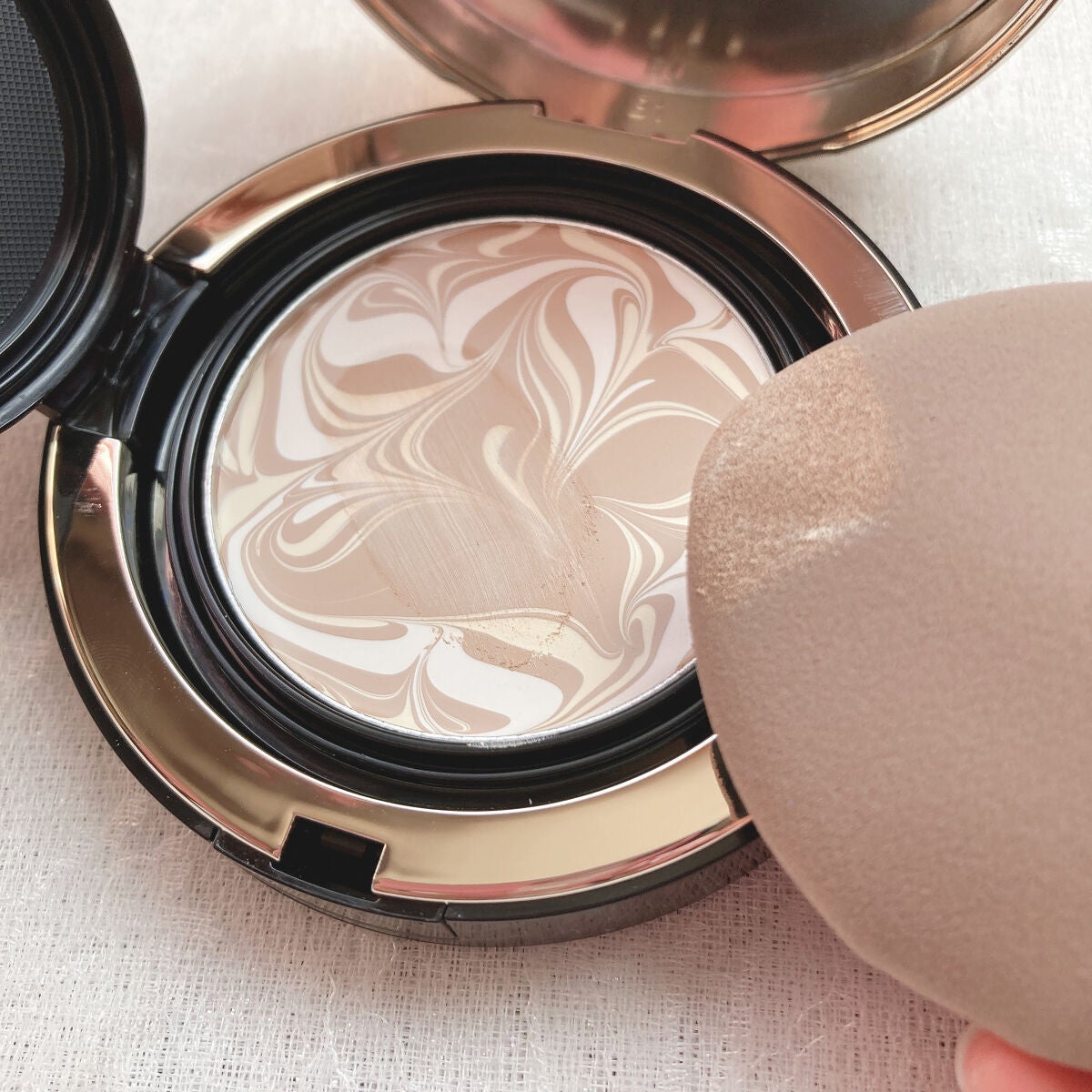 SIGNATURE ESSENCE COVER PACT /AGE20’s/クリーム・エマルジョンファンデーションを使ったクチコミ(7枚目)