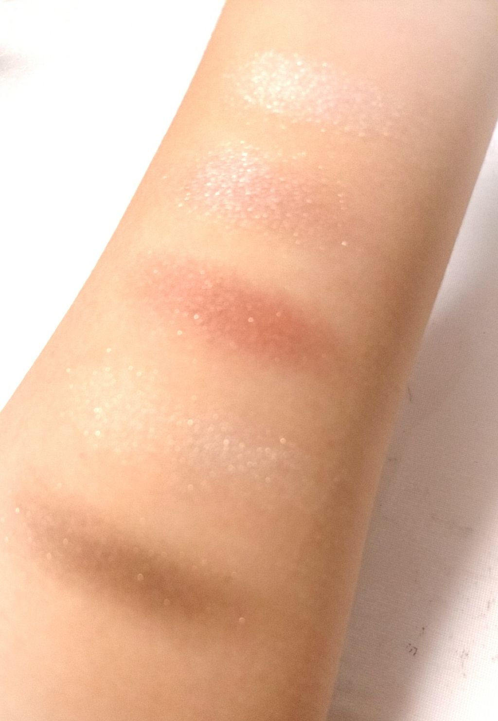 IPSA アイカラーコントラストのクチコミ「ナチュラルなパープルメイク
目のくすみが飛ぶから好きです

使っているもの

ADDICTIO.....」（2枚目）