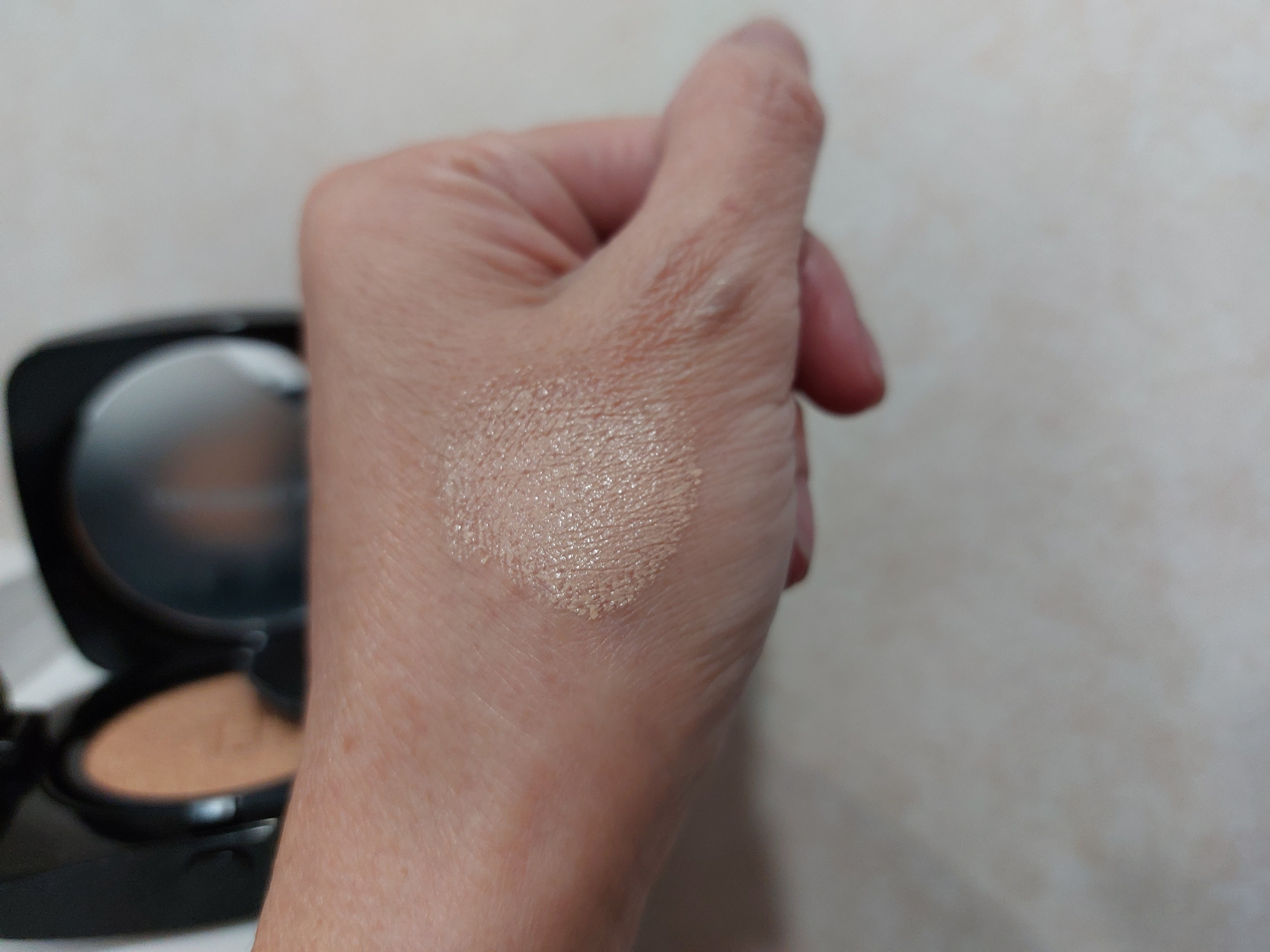 レイヤリングフィット グロークッションEX/TFIT/クッションファンデーションを使ったクチコミ（3枚目）