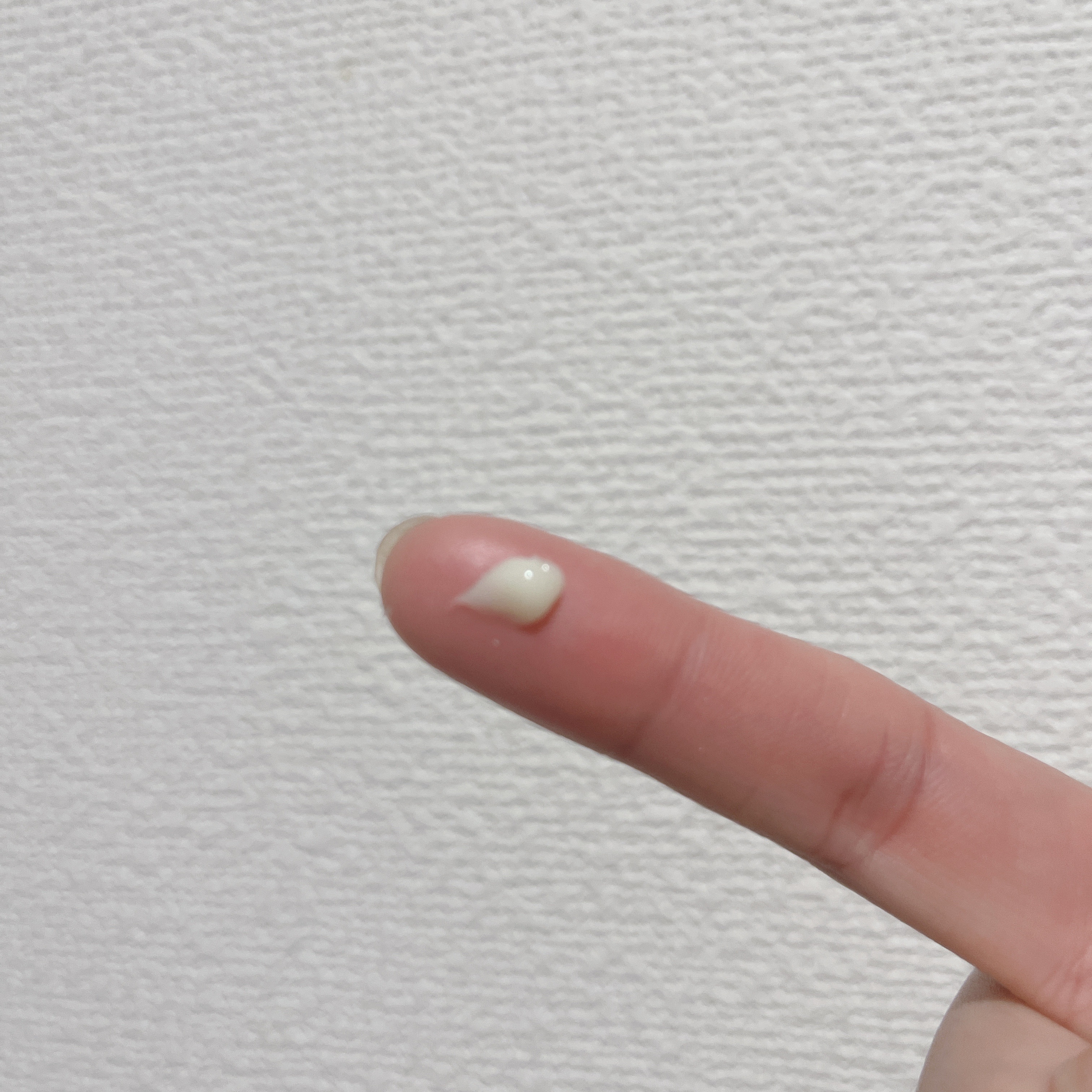 極潤プレミアム ヒアルロンアイクリーム/肌ラボ/アイケア・アイクリームを使ったクチコミ（2枚目）