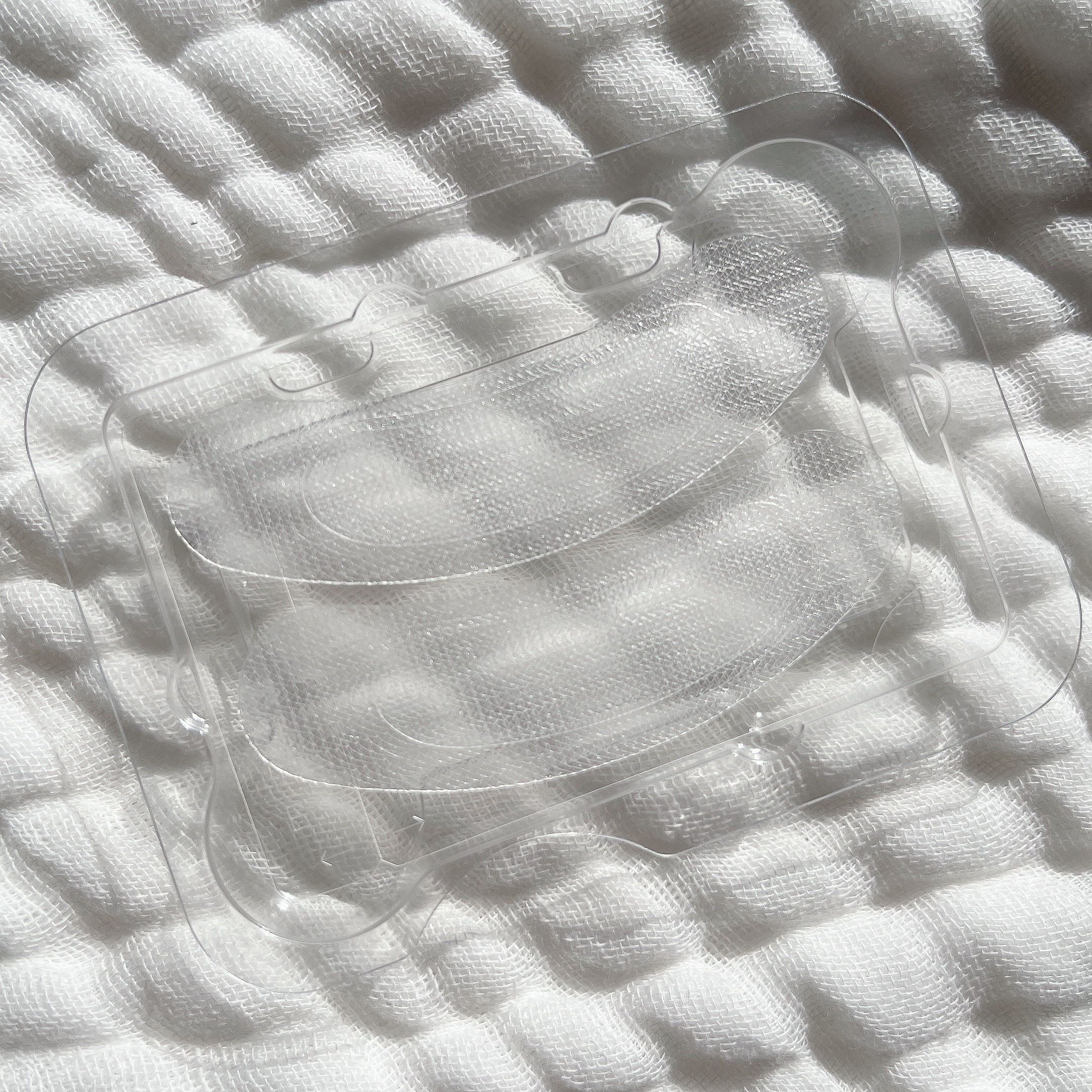 マイクロニードルヒアルロン酸パック 勝負目エステ/メニコン/シートマスク・パックを使ったクチコミ（3枚目）