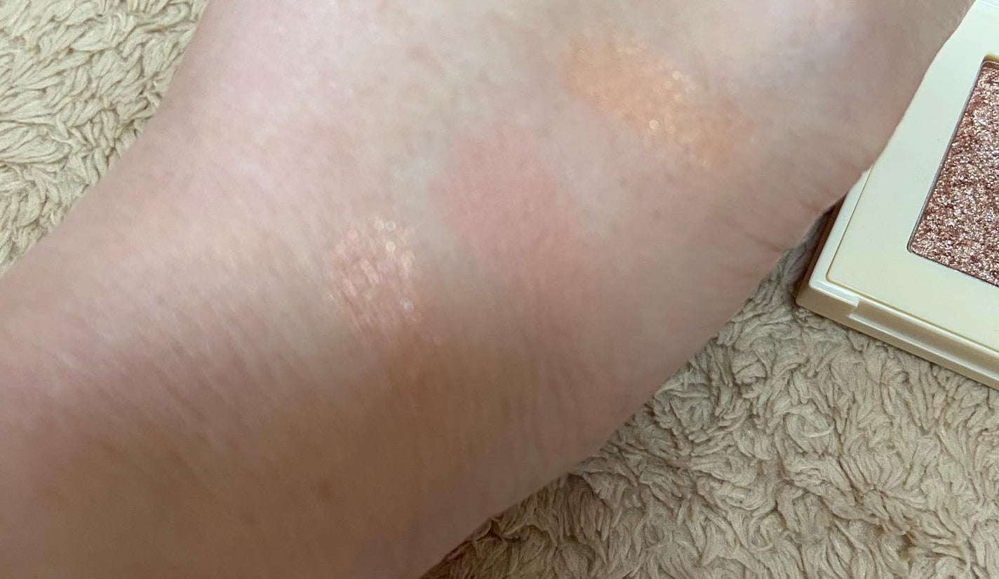 アイズオンミー/CILY/単色アイシャドウを使ったクチコミ(3枚目)