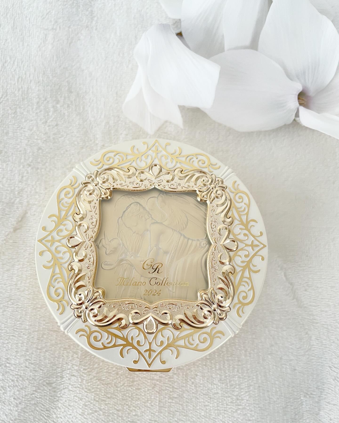 フェースアップパウダー２０２４ セット/ミラノコレクション/プレストパウダーを使ったクチコミ（1枚目）