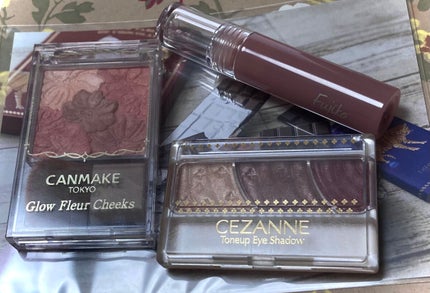 グロウフルールチークス/キャンメイク/パウダーチークを使ったクチコミ(1枚目)