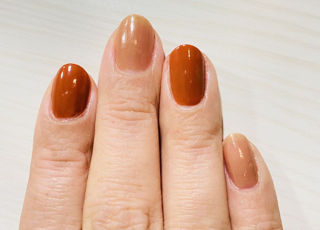 ナチュラルネイルカラーN 127 Silky gold/デュカート/マニキュアを使ったクチコミ（1枚目）