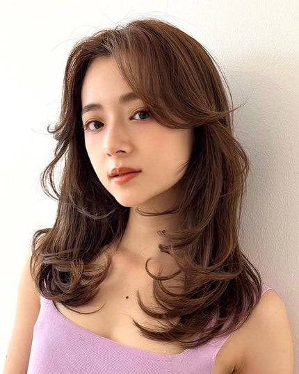 HARUNA on LIPS 「たっぷりレイヤーカット💞.お洒落なセットしやすいミディアムレイ..」(2枚目)