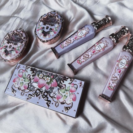 ストロベリーロココ アイシャドウパレット/FlowerKnows/アイシャドウパレットを使ったクチコミ(1枚目)