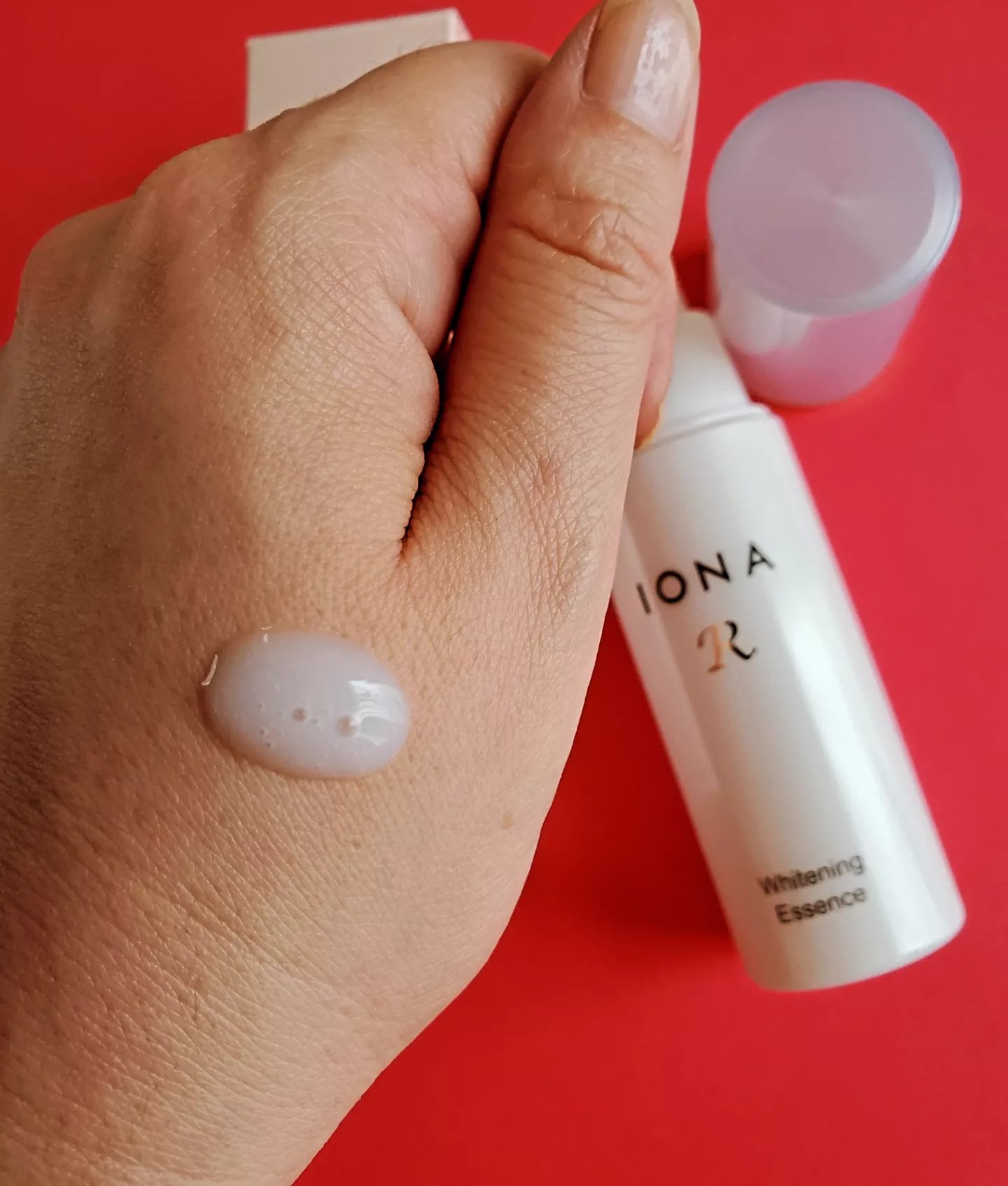 ホワイトニング エッセンス/イオナR (イオナアール)/美容液を使ったクチコミ（3枚目）