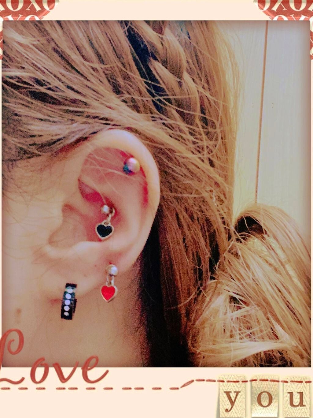 リサ・ラーソン♡クッションファンデマニア on LIPS 「#軟骨ピアス✩.*˚入れ替えてみた件宇宙みたいな🚀🌏#パールピ..」(1枚目)