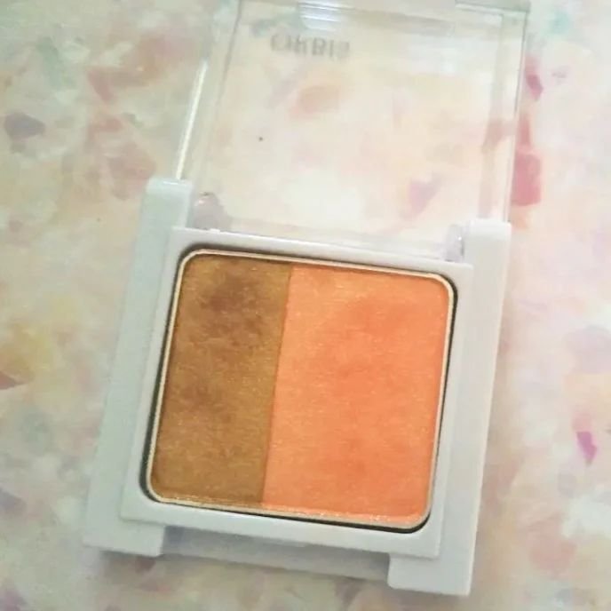 ツイングラデーションアイカラー/オルビス/アイシャドウパレットを使ったクチコミ（2枚目）