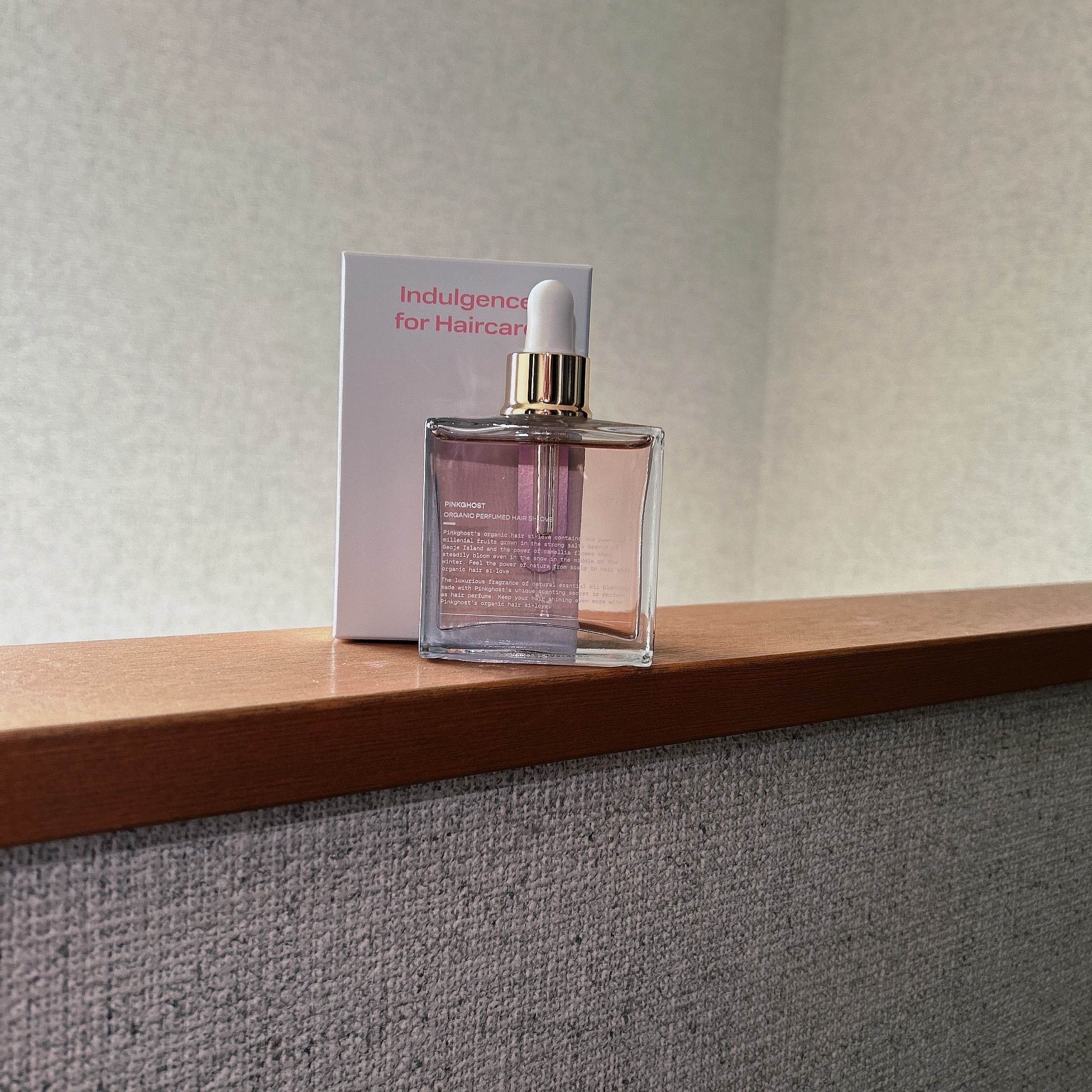 スノーホワイト/PINKGHOST/ヘアオイルを使ったクチコミ（2枚目）