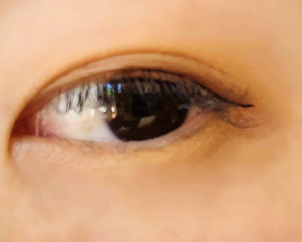 ミニエアリーディップパウダー/Fujiko/単色アイシャドウを使ったクチコミ（2枚目）