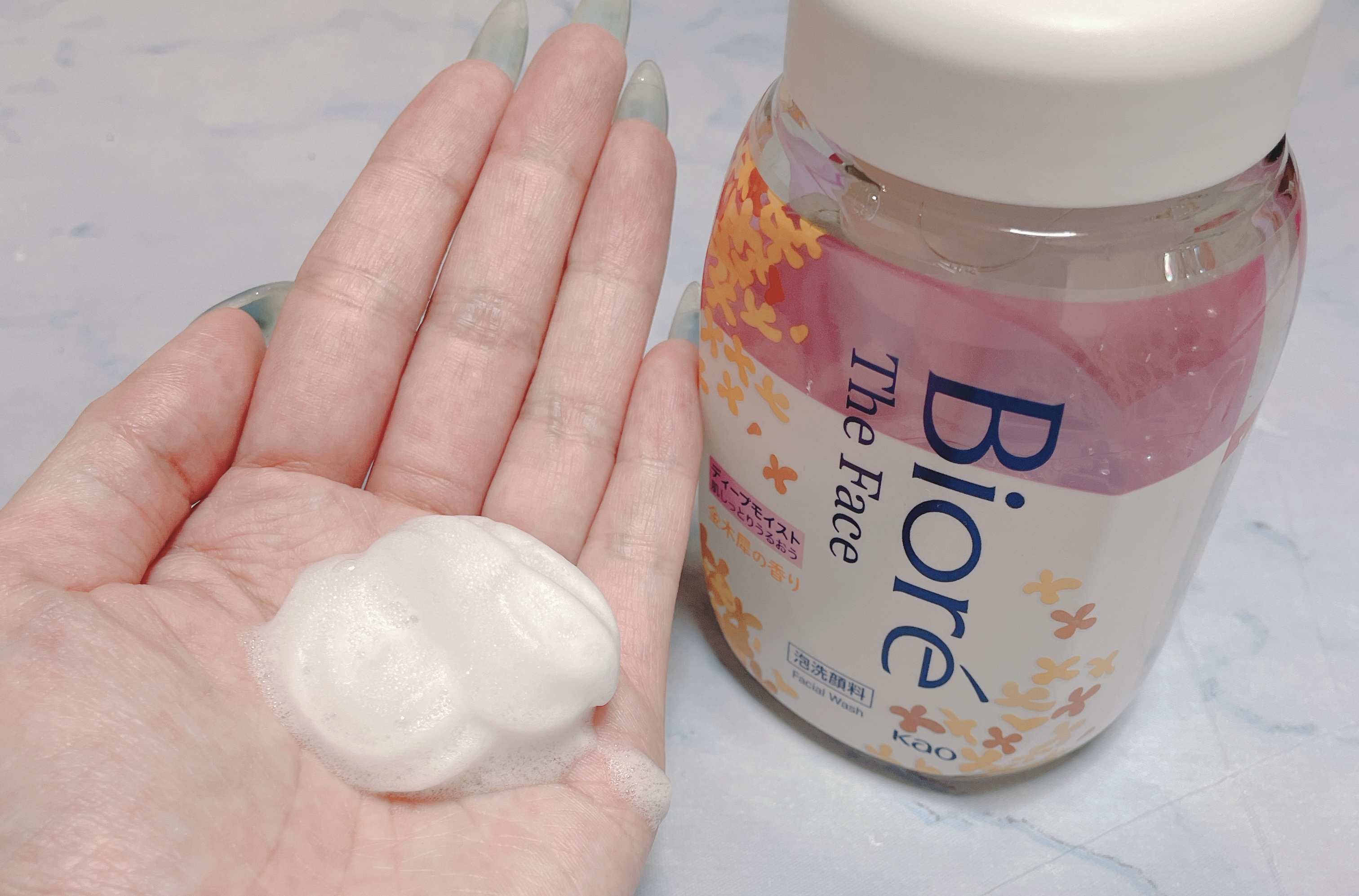 ビオレ ザ クレンズ オイルメイク落とし  金木犀の香り/ビオレ/オイルクレンジングを使ったクチコミ（2枚目）