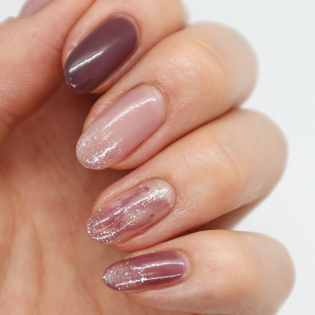 ネイルホリック リミテッドカラー Sparkle ornament/ネイルホリック/マニキュアを使ったクチコミ（3枚目）