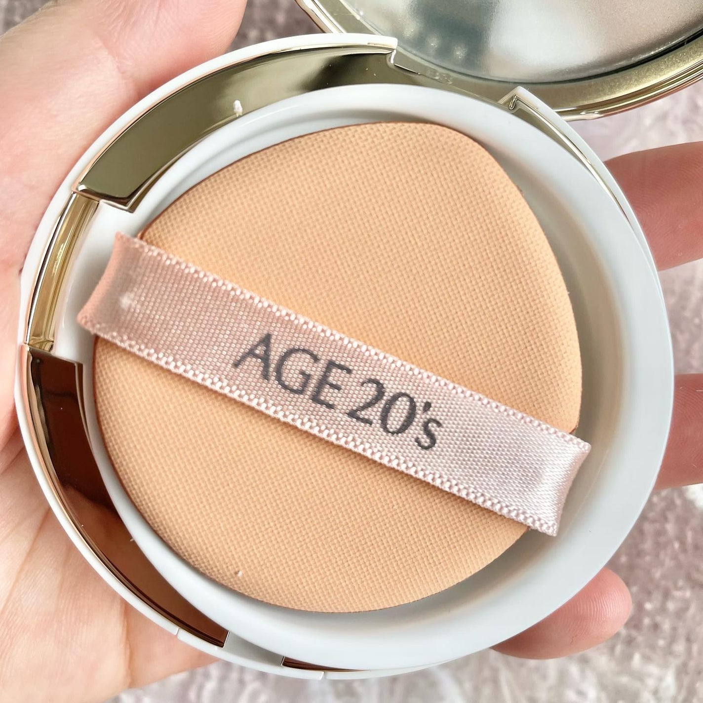 シグネチャーエッセンスカバーパクト ロングステイ/AGE20’s/クッションファンデーションを使ったクチコミ(4枚目)