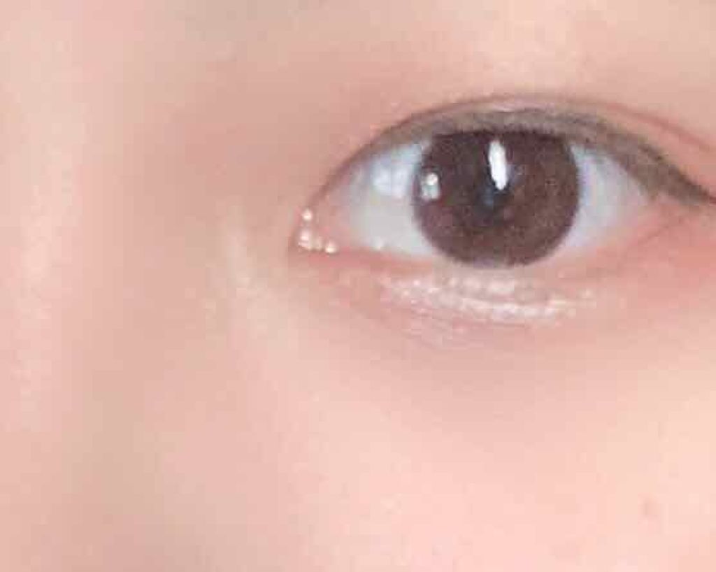 「密着アイライナー」クリームペンシル/デジャヴュ/ペンシルアイライナーを使ったクチコミ(2枚目)