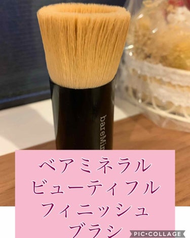 ビューティフル フィニッシュ ブラシ/bareMinerals/メイクブラシを使ったクチコミ（1枚目）