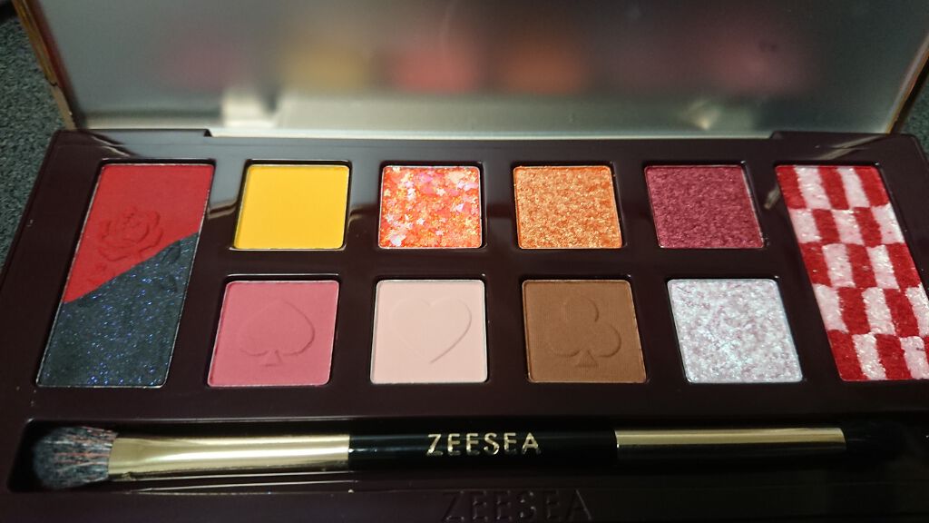 アリスドリームランドシリーズ 12色アイシャドウパレット(ZEESEA×大英博物館)/ZEESEA/アイシャドウパレットを使ったクチコミ(2枚目)
