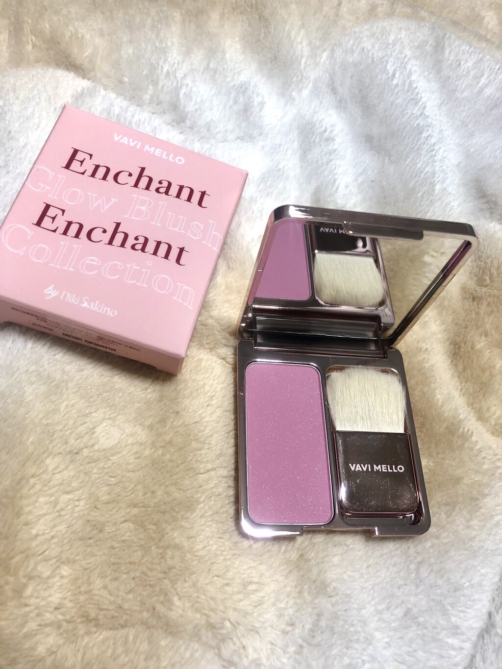 エンチャントグロウブラッシュ/VAVI MELLO/パウダーチークを使ったクチコミ（1枚目）