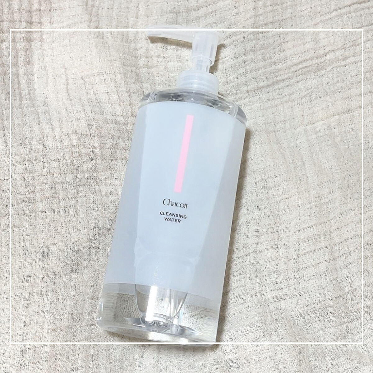 .
.
🖇チャコット・コスメティクス
　クレンジングウォーター

┈┈┈┈┈┈┈Product details. 
☑︎ 500ml  1320円（税込）
☑︎メイク落とし美容水（拭き取り用）
☑︎ w洗顔、化粧水不要の
　オールインワン