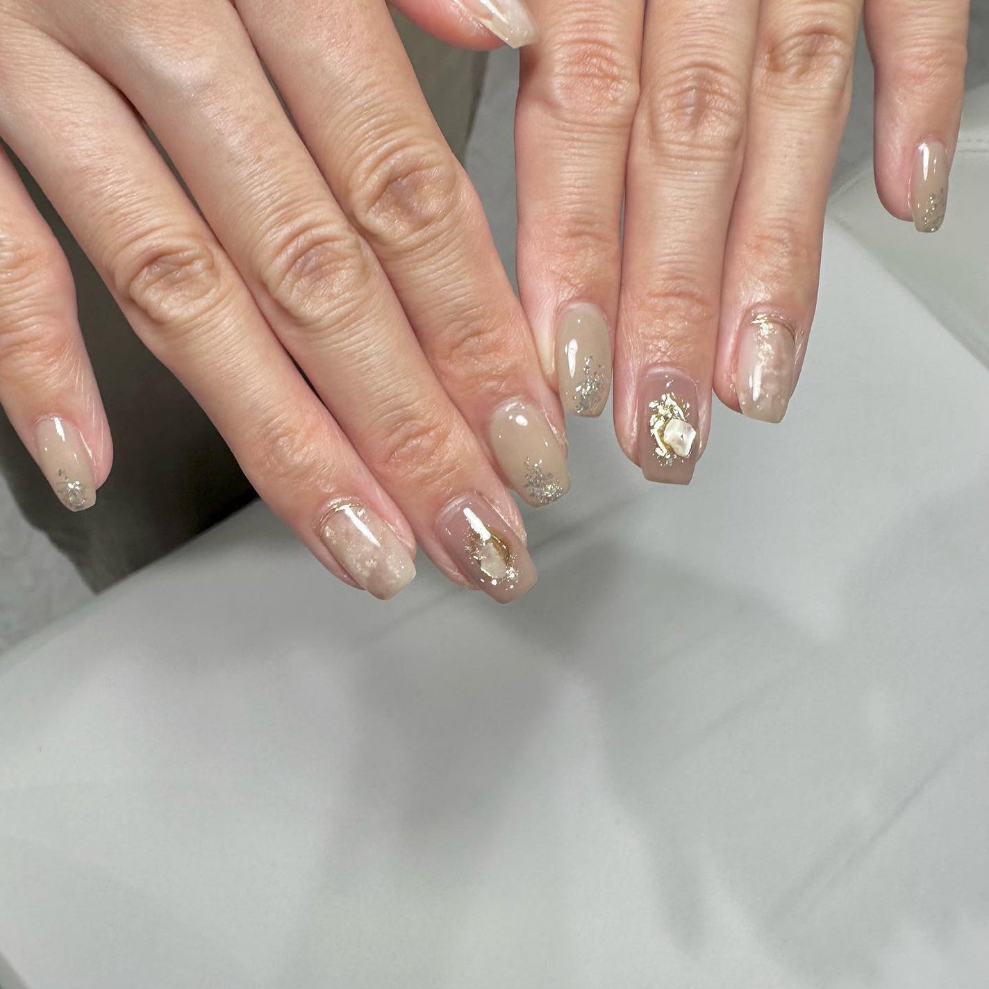 kanna on LIPS 「・・・𝐵𝓇𝑜𝓌𝓃𝓃𝓊𝒶𝓃𝒸𝑒𝓈🤎🌴🌞ブラウン・グレージュ系で大..」(3枚目)