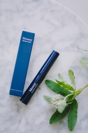 アイラッシュセラム Moany