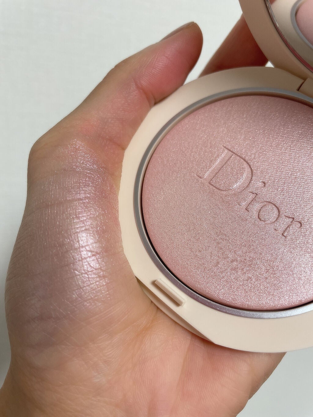 ディオールスキン フォーエヴァー クチュール ルミナイザー/Dior/プレストパウダーを使ったクチコミ(6枚目)