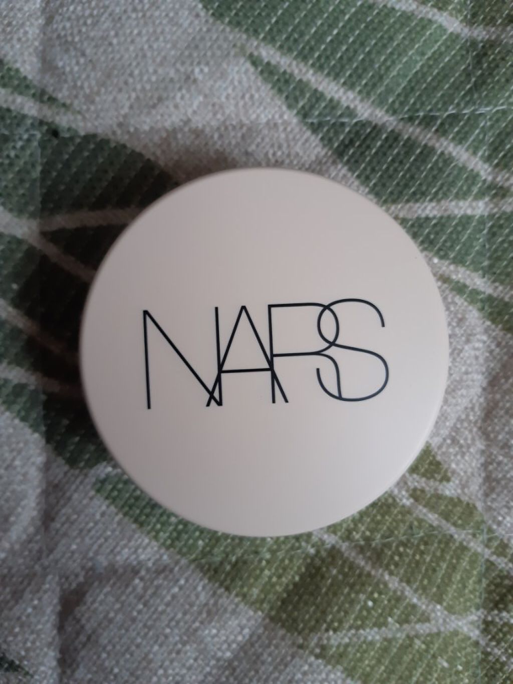 ピュアラディアントプロテクション アクアティックグロー クッションファンデーション SPF50+／PA+++/NARS/クッションファンデーションを使ったクチコミ（1枚目）