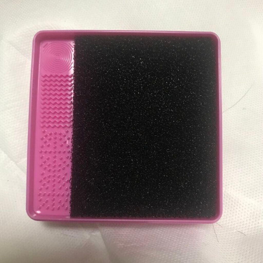 メイクブラシドライクリーナー/DAISO/メイクアップキットを使ったクチコミ(4枚目)