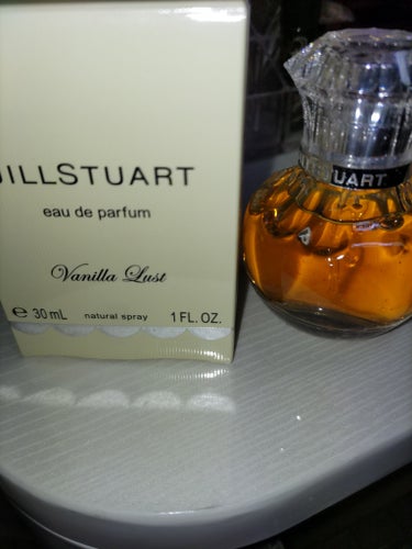 ヴァニラ ラスト オード パルファン ロールオン10ml/JILL STUART/香水(レディース)を使ったクチコミ（3枚目）