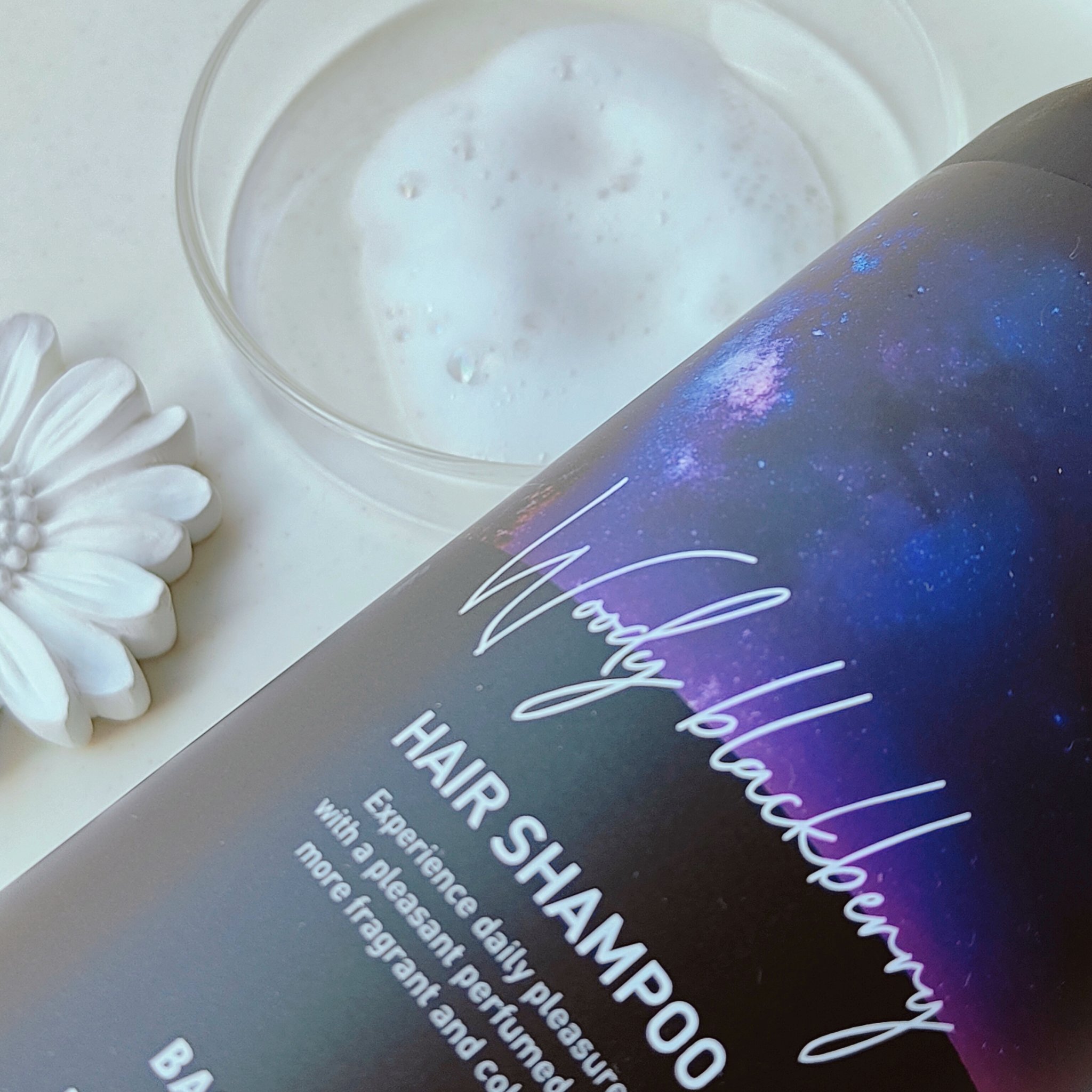 パフュームドヘアシャンプー Woody Blackberry/BANANAL/市販シャンプーを使ったクチコミ（2枚目）