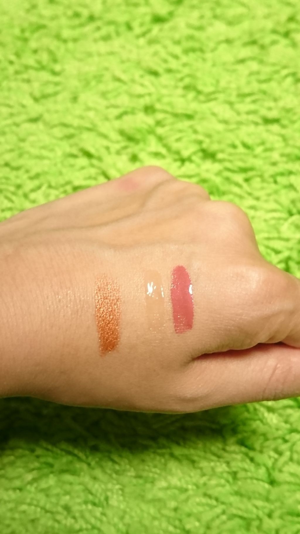 カラーセンセーショナル リップスティック D＜マット メタリック コレクション＞/MAYBELLINE NEW YORK/口紅を使ったクチコミ（2枚目）