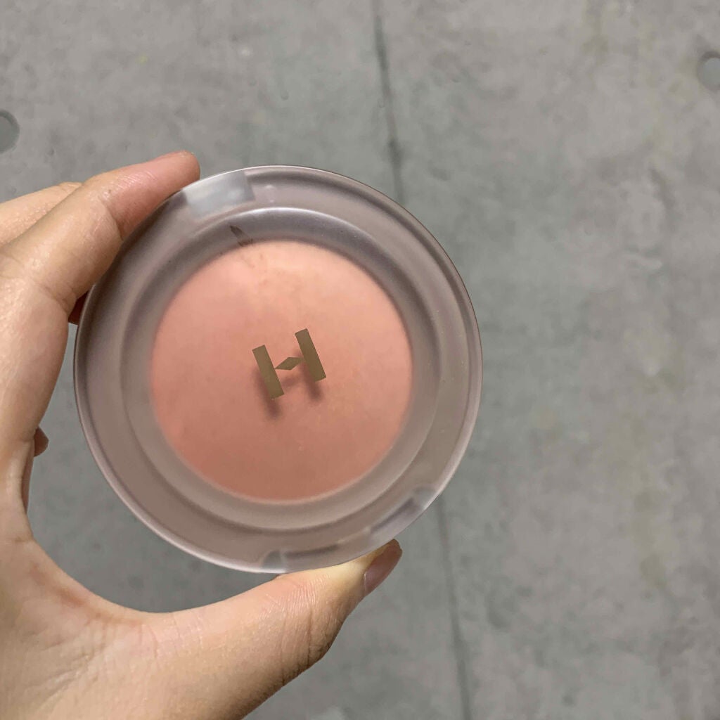 トゥルーディメンショングロウチーク/hince/パウダーチークを使ったクチコミ(1枚目)