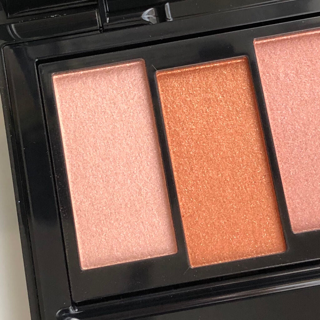 レイヤードカラーズアイシャドウ/KANEBO/アイシャドウパレットを使ったクチコミ(2枚目)