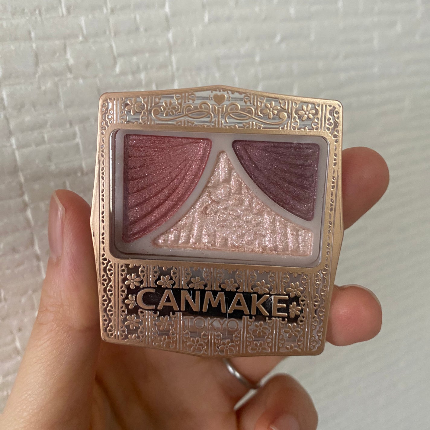ジューシーピュアアイズ/キャンメイク/アイシャドウパレットを使ったクチコミ(1枚目)