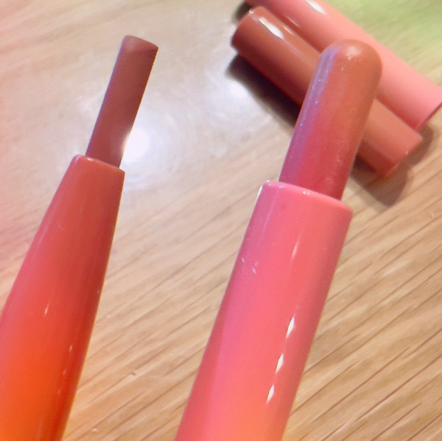 ぷっくりアイカラーペンシル/ミゼルエディ/スティックアイシャドウを使ったクチコミ（3枚目）