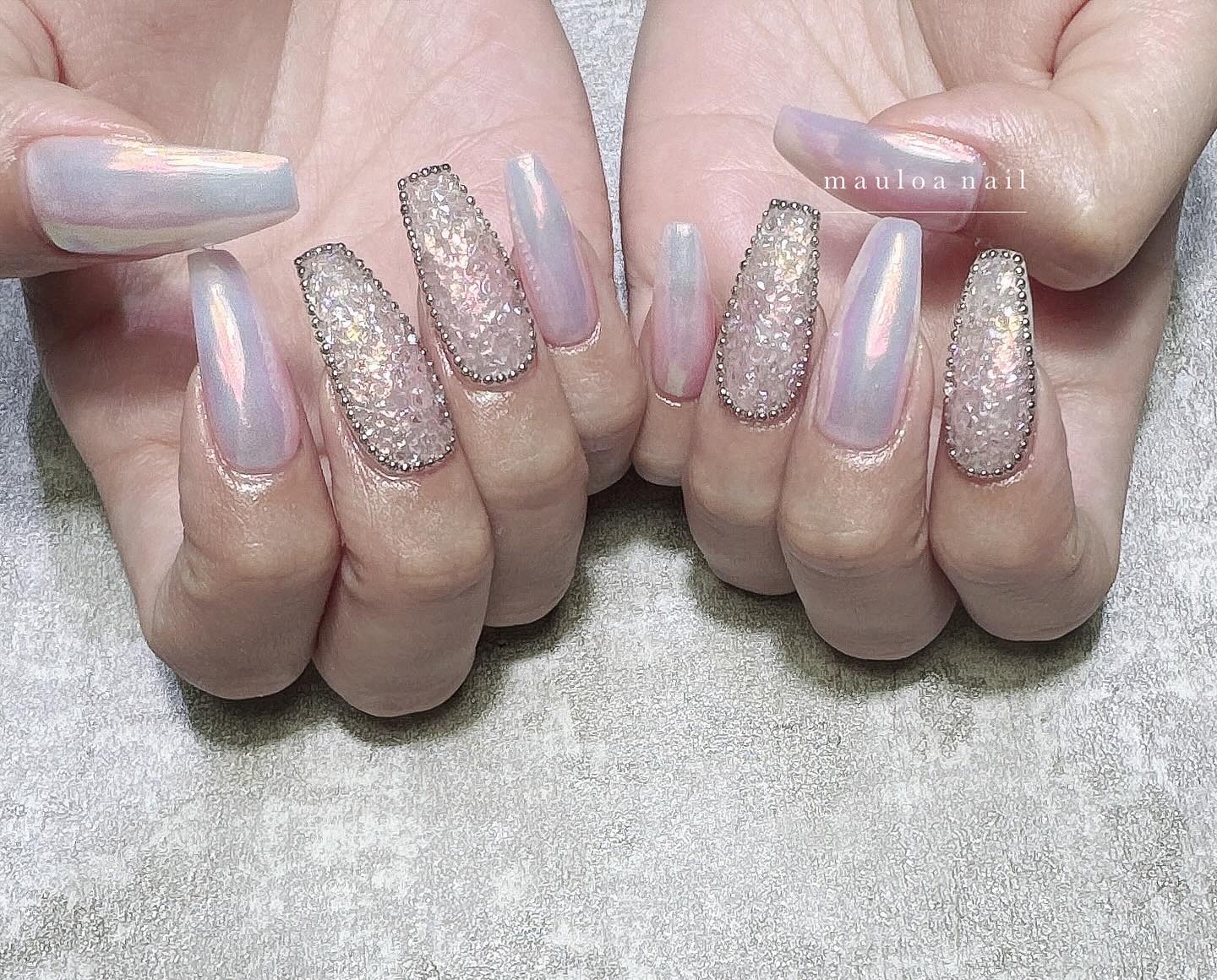 #フレンチネイル,#ネイル,#アートネイル,#春ネイル,#ミラーアートネイル,#フレンチネイル,#ピクシーネイル,#手書きアートネイル,#ミラーアートネイル,#パーツネイル,#ミラーネイル,#埋め尽くしネイル,#天王寺ネイル,#オーロラネイルのネイルデザイン