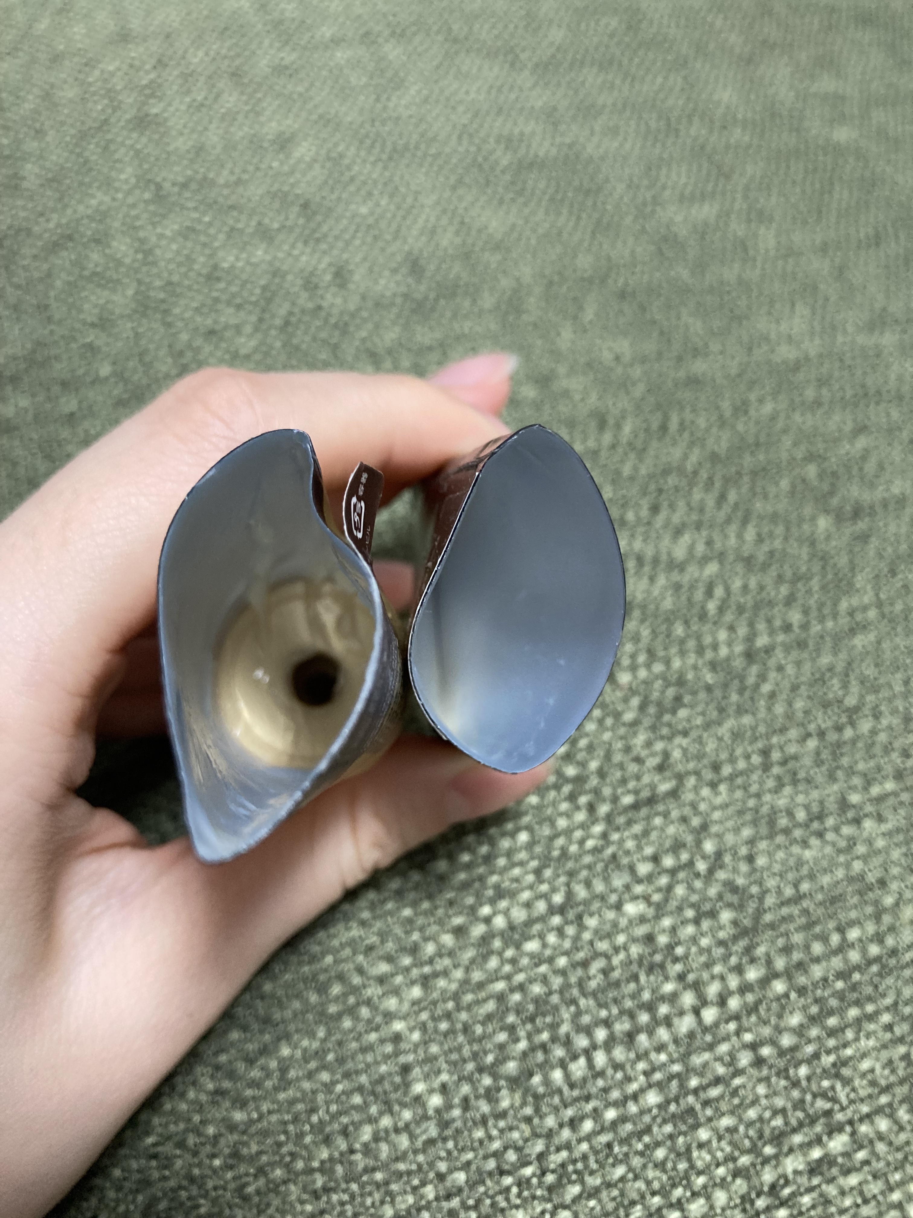 ディープリフティングアイクリーム/MEDICUBE/その他スキンケアを使ったクチコミ（2枚目）