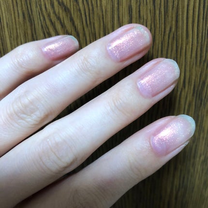 カラフルネイルズ N69 ラディアントムーン/キャンメイク/マニキュアを使ったクチコミ(2枚目)