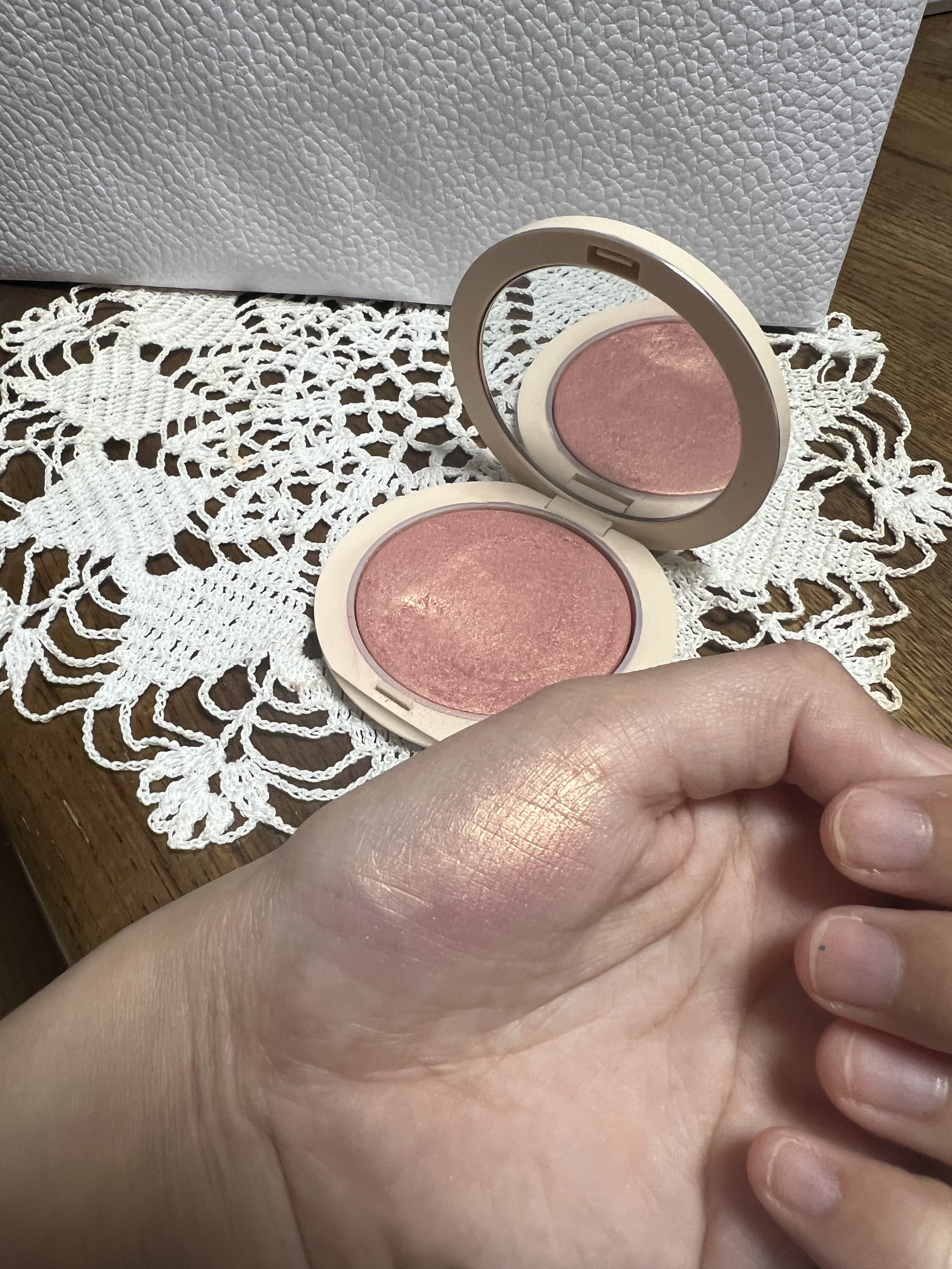 ディオールスキン フォーエヴァー クチュール ルミナイザー 06 コーラル グロウ/Dior/プレストパウダーを使ったクチコミ（2枚目）