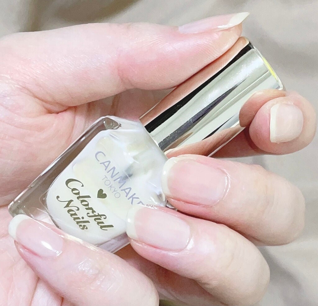 カラフルネイルズ/キャンメイク/マニキュアを使ったクチコミ(2枚目)
