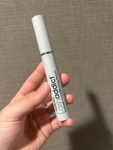 soaddicted ブロウアディクトのクチコミ「天下のラッシュアディクト使い続けてこんなにまつ毛短いひとおる?✋✋✋
薬局で買ったから本物のハ.....」(1枚目)