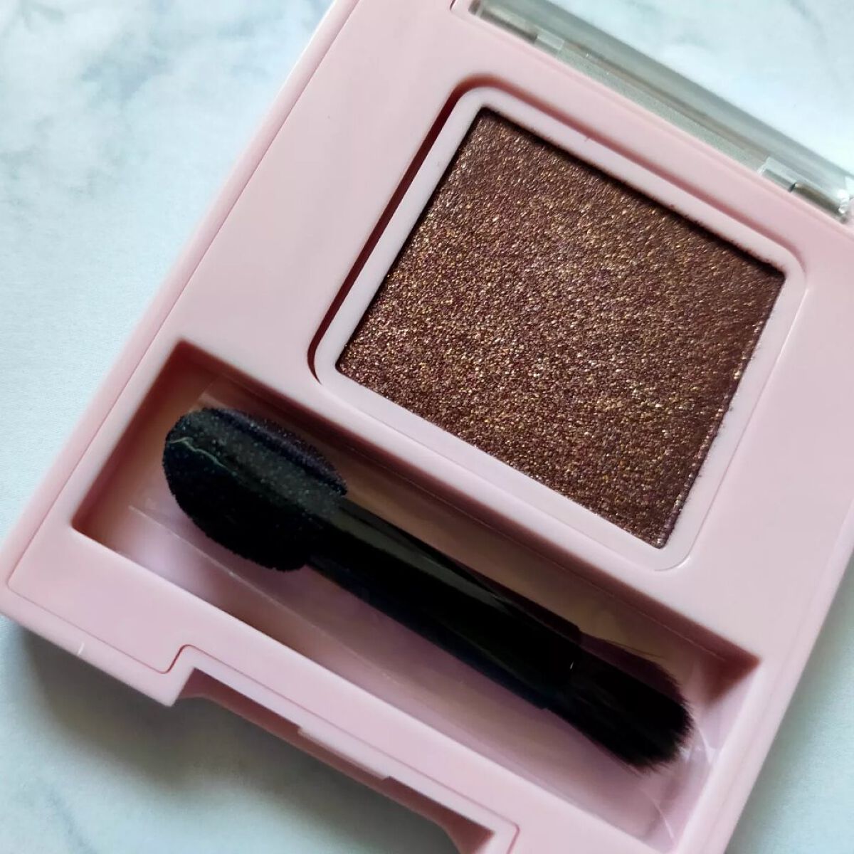 フーミー シングルラメシャドウ/WHOMEE/単色アイシャドウを使ったクチコミ（2枚目）