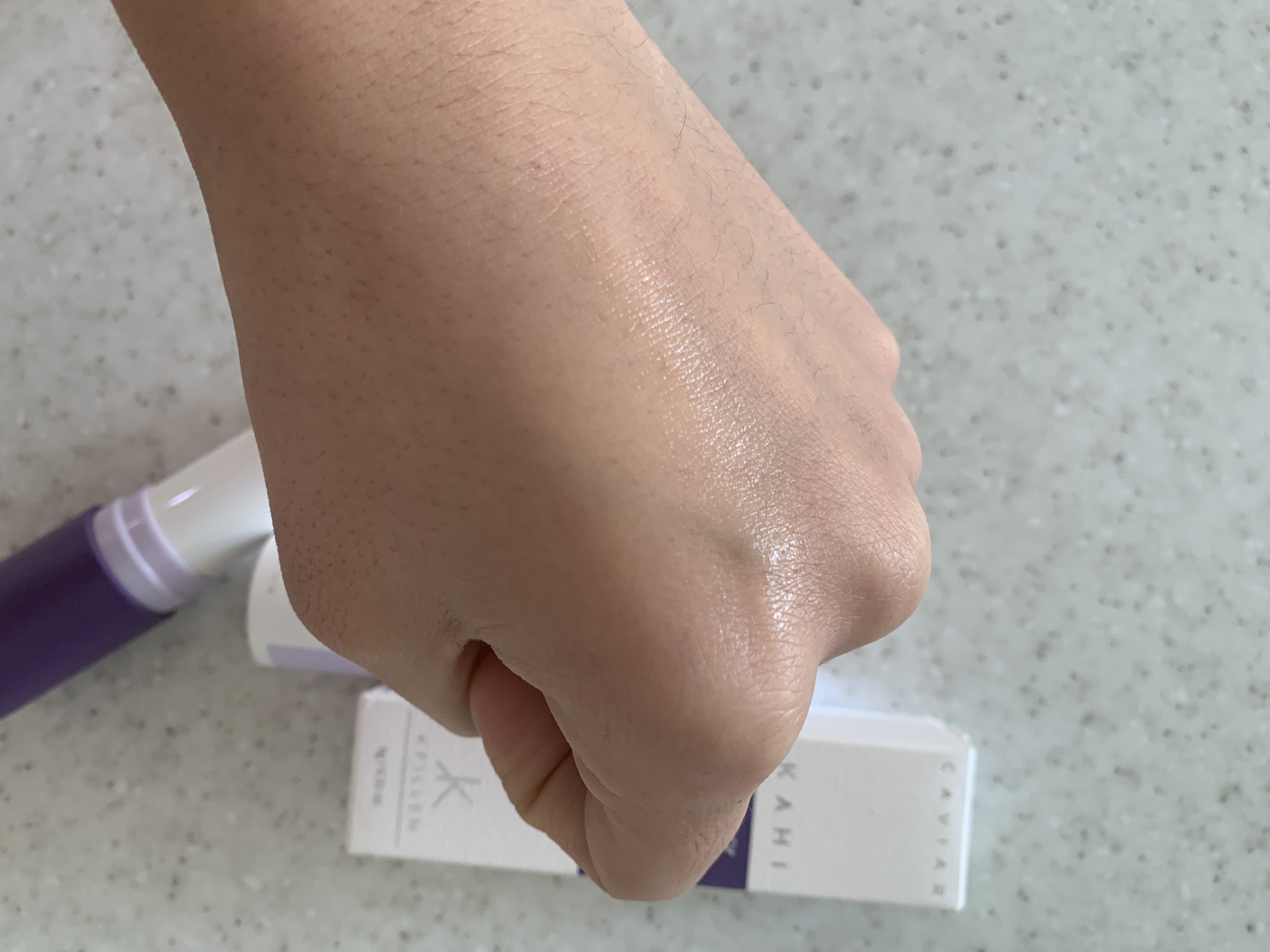 アイバーム CV/KAHI/フェイスバームを使ったクチコミ（3枚目）