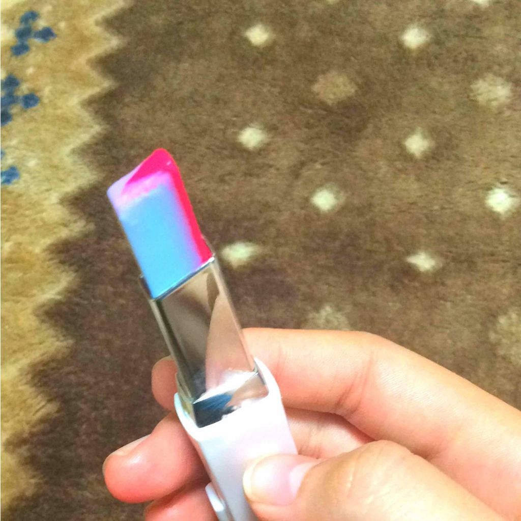 ツー トーン ティント リップ バー/LANEIGE/口紅を使ったクチコミ（2枚目）