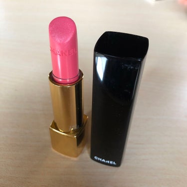 CHANEL ルージュアリュール146
だいぶ前に買ってた好きなリップ💄
でももう廃盤色です😭

【使った商品】
CHANEL ルージュアリュール146
クラカート💄

【色味】
春らしい白みピンク
イ