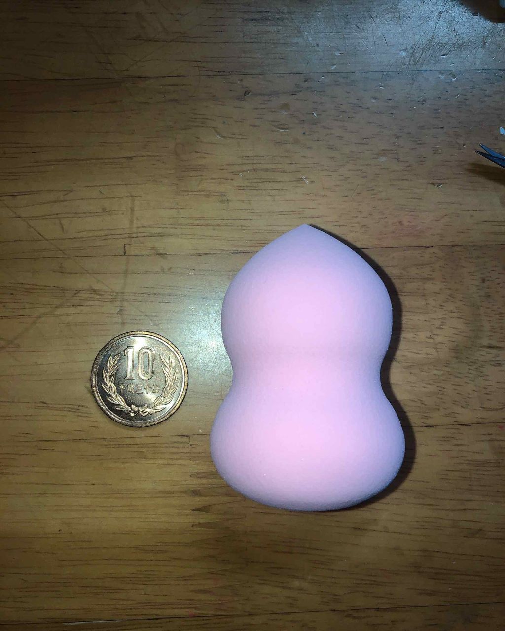 リキッドファンデーションスポンジ(ホイップ型)/DAISO/パフ・スポンジを使ったクチコミ（1枚目）