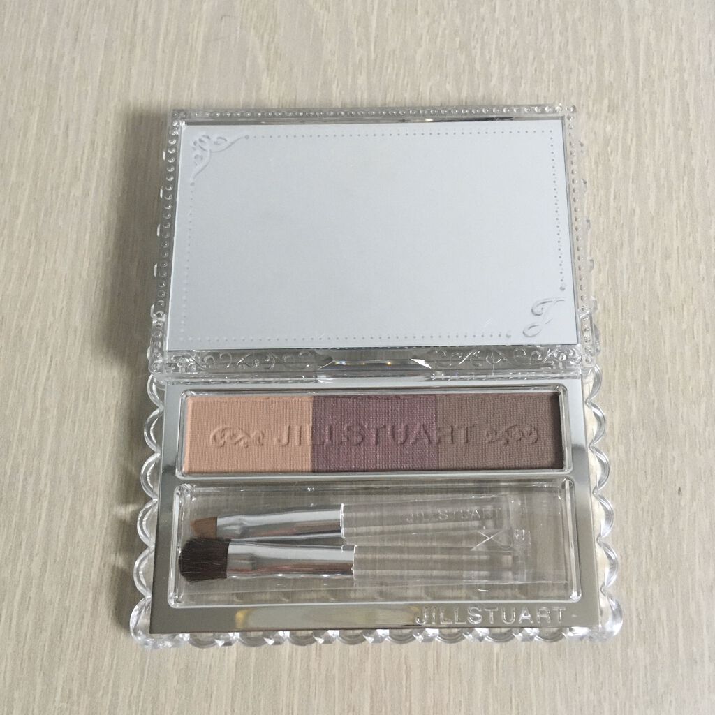 ジルスチュアート ニュアンスブロウパレット/JILL STUART/パウダーアイブロウを使ったクチコミ（1枚目）