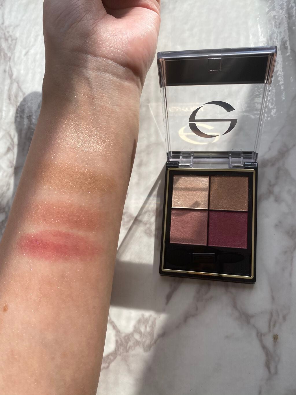 リアルクローズシャドウ/excel/アイシャドウパレットを使ったクチコミ(2枚目)