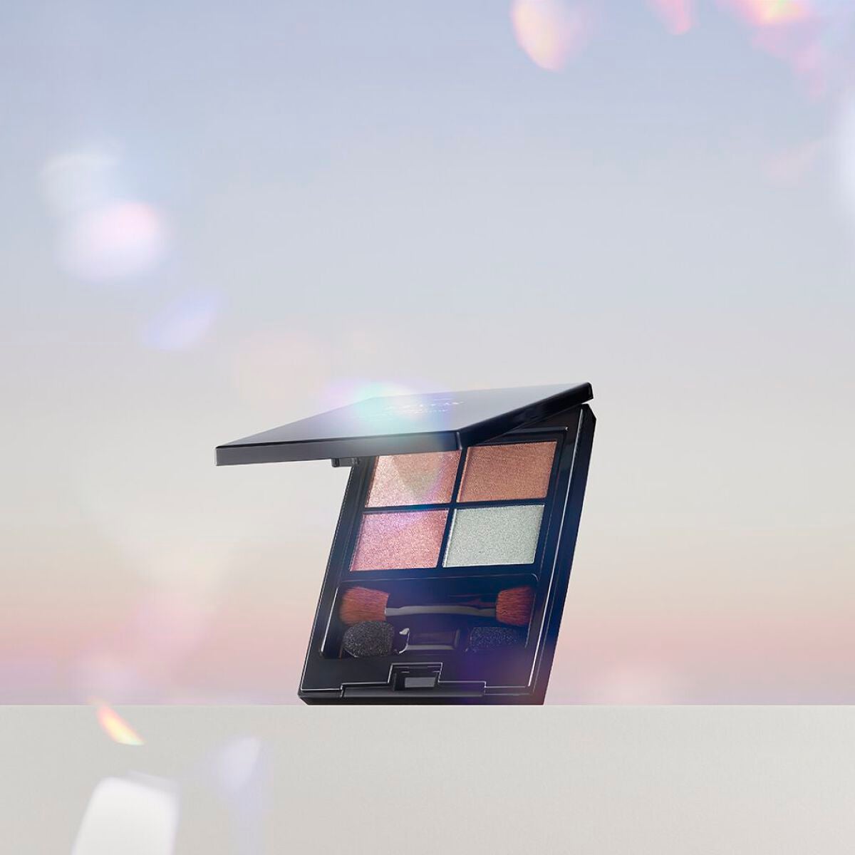 ミネラルクラッシィシャドー/エトヴォス/アイシャドウパレットを使ったクチコミ(2枚目)